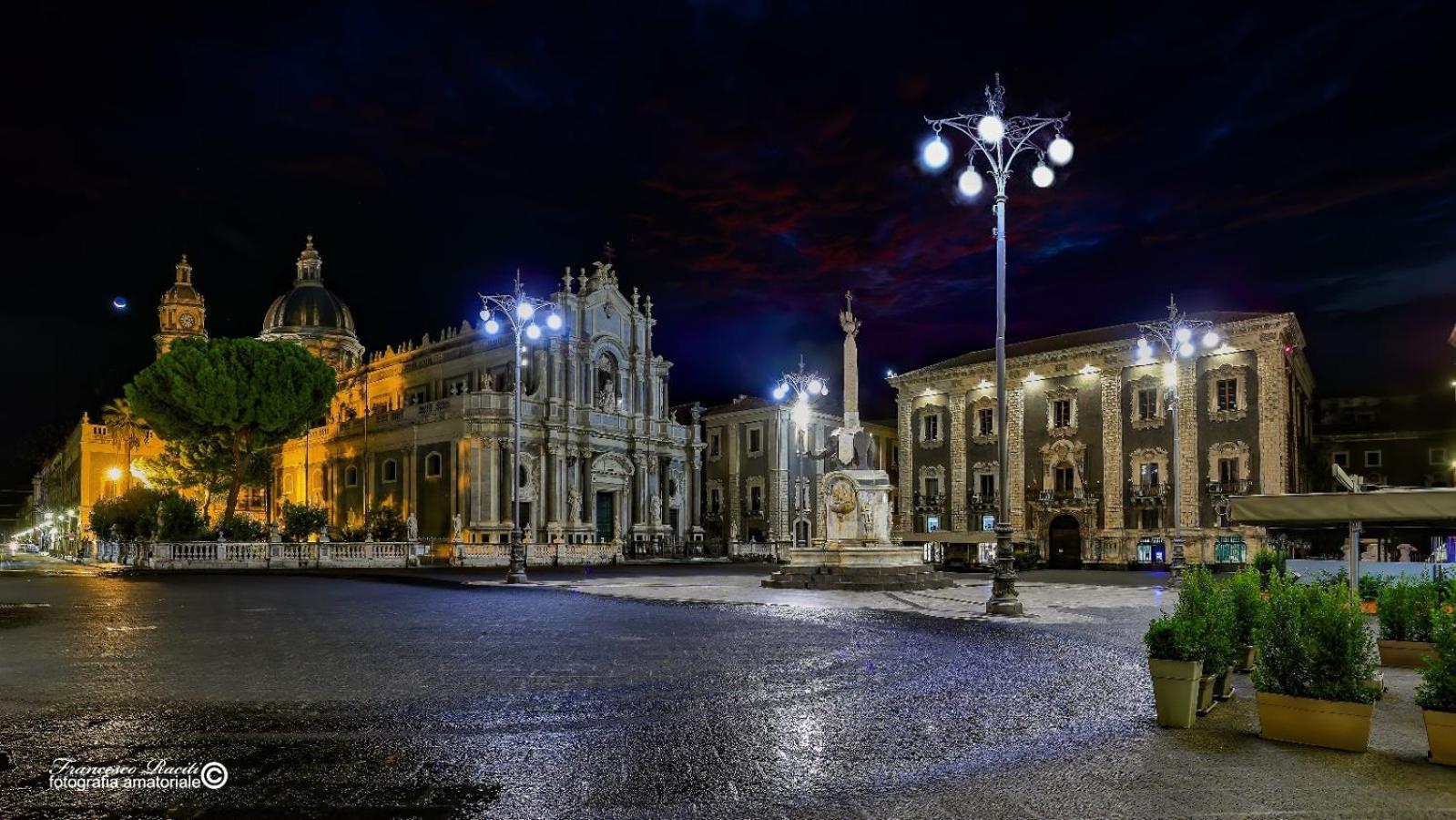 Elegante Matrimoniale Clemente House Catania Centro Hotel ภายนอก รูปภาพ